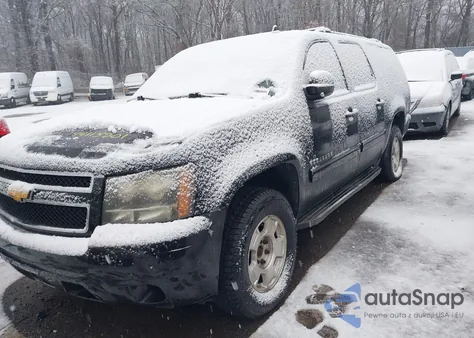 2014 Chevrolet Suburban 1500 Lt from USA, damaged, VIN 1GNSKJE72ER193664